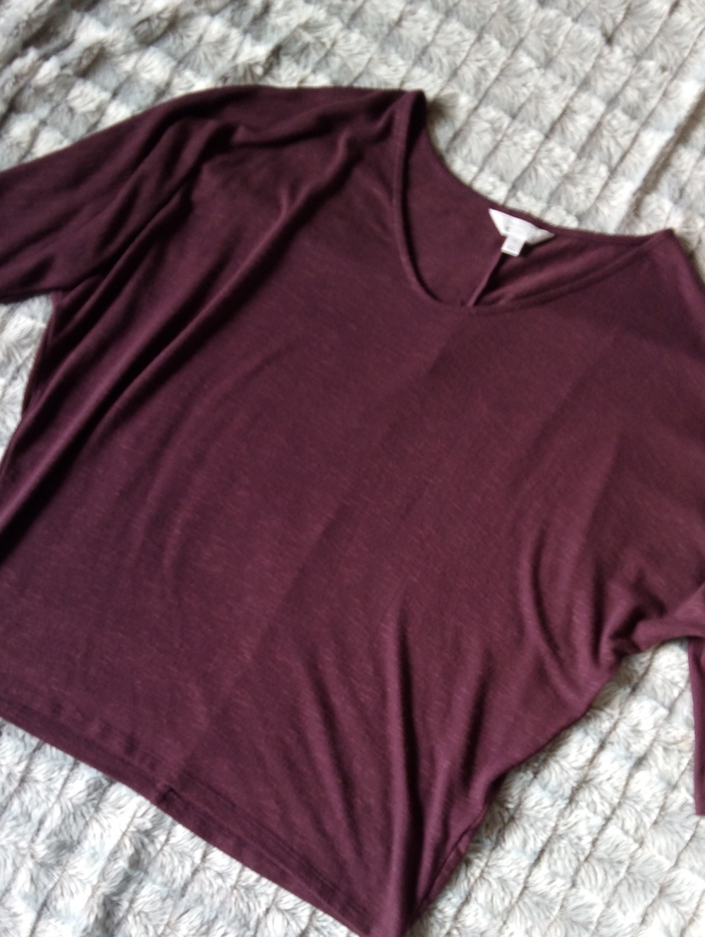 Market & Spruce Women's V-Neck Long Sleeve Top - Burgundy Plum